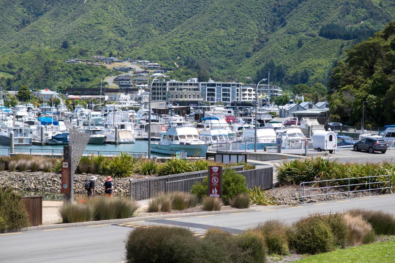 Boathouse Apartments Picton Exterior foto